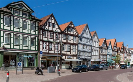 Lüneburger Straße mit Fachwerkzeile